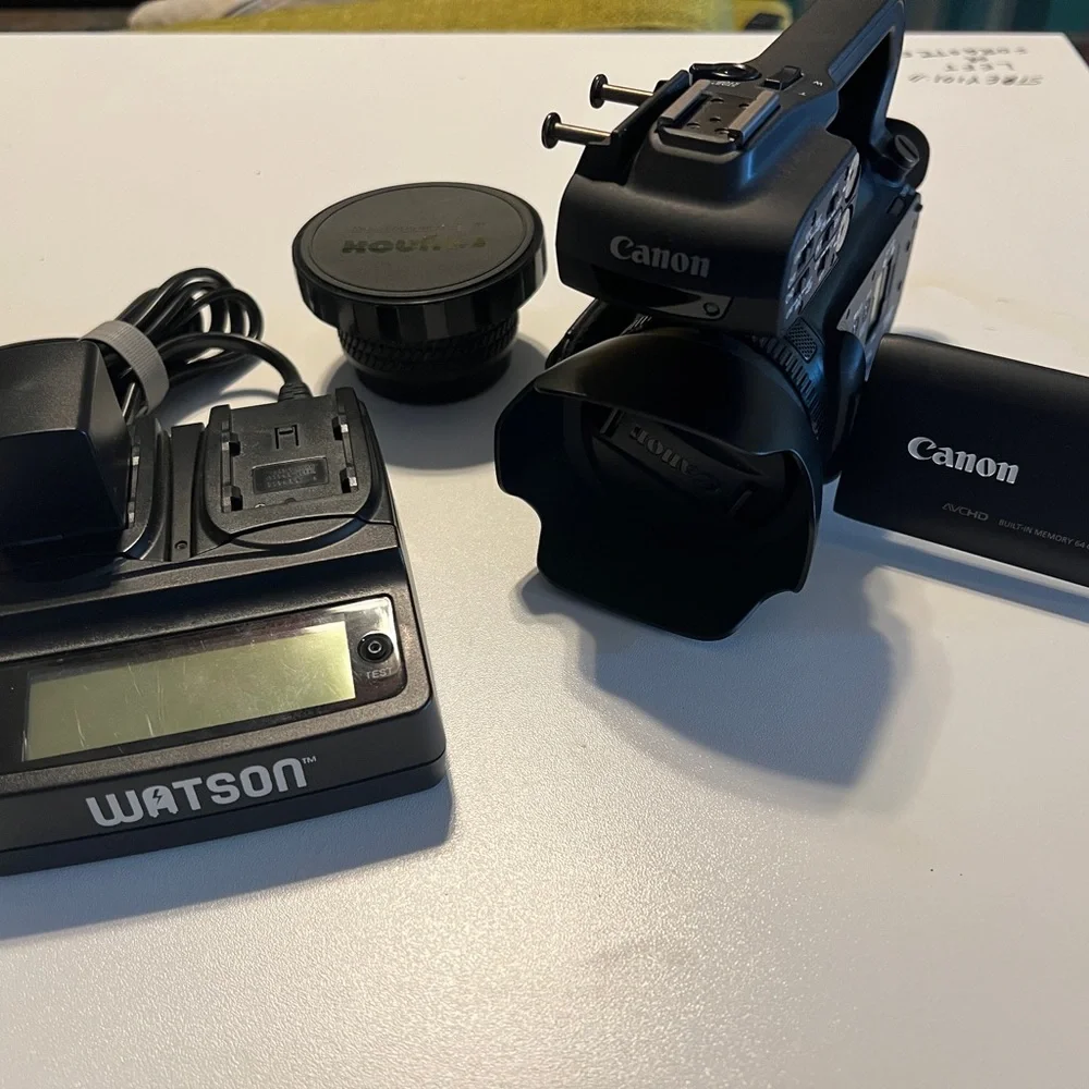 Canon xa10 Black Video Camera Set with Accessories